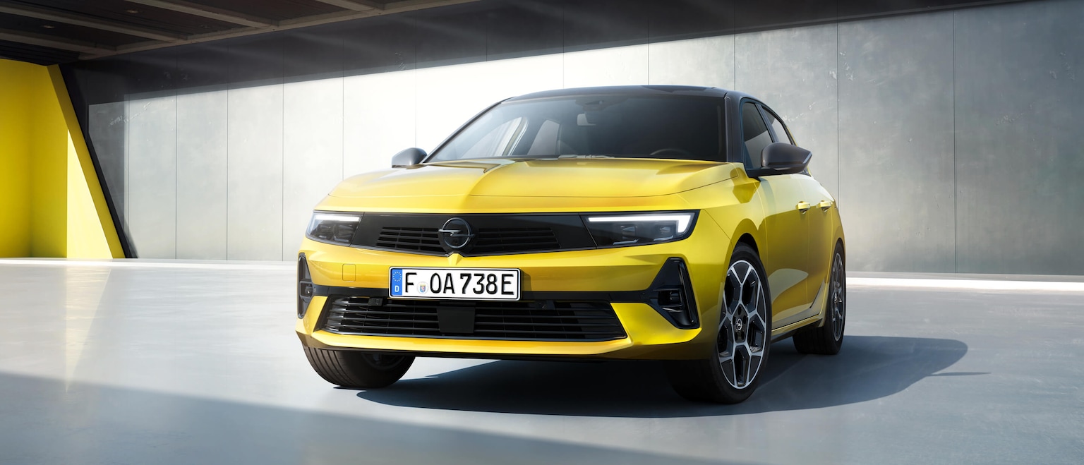 opel_astra_exterior_21x9_as22_e01_001.jpg
